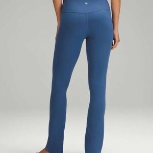 🍋 lululemon athletica Deep Blue Leggings Like New ⚠️ Perfect condition